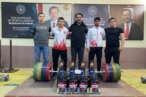 Genç Nevşehirliler Derneğinden Şampiyonlara Destek