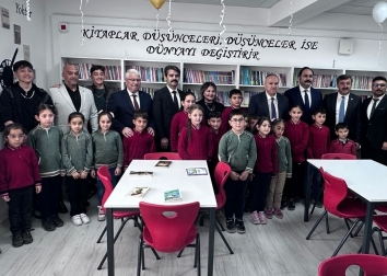 Nevşehir Valimiz Sn. Ali Fidan, Genç Nevşehirliler Derneği’nin 6. Kütüphane Açılışına Katıldı 