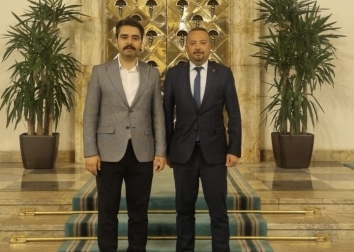 Nevşehir Rehberler Odası (NERO) Başkanı Özay Onur, Tbmm'de Ağca ile Görüştü