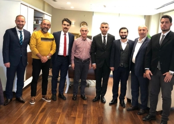 Genç Nevşehirliler, İstanbul'da NEVBİAD Yönetimi ile bir araya geldi