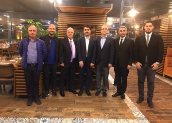 Genç Nevşehirliler, İstanbul'da NEVBİAD Yönetimi ile bir araya geldi