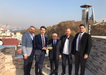 Genç Nevşehirliler, İstanbul'da NEVBİAD Yönetimi ile bir araya geldi