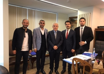 Genç Nevşehirliler, İstanbul'da NEVBİAD Yönetimi ile bir araya geldi