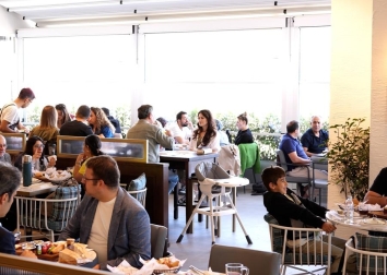 21 Eylül Pazar günü, 1919 Kahve Evi’nin İncek şubesinde dernek üyelerimiz ve değerli hemşehrilerimizle bir araya gelerek keyifli bir kahvaltı gerçekleştirdik
