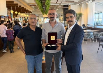 21 Eylül Pazar günü, 1919 Kahve Evi’nin İncek şubesinde dernek üyelerimiz ve değerli hemşehrilerimizle bir araya gelerek keyifli bir kahvaltı gerçekleştirdik
