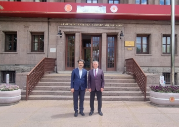 Ankara Vali Yardımcısı değerli büyüğüm ve çok kıymetli hemşehrim Sn. Abdullah Dölek, TBMM’de iş yerime ziyaretime geldi. 