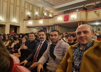 Nevşehirli Öğrencilerimizle Tiyatro Keyfi