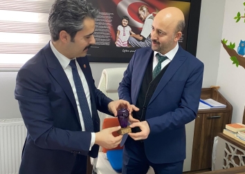 Genç Nevşehirliler Derneği’nden Teknofen Koleji’ne Anlamlı Ziyaret