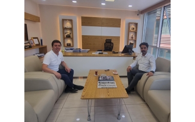 Kapadokya Özaltın Holding Anonim Şirketi Yönetim Kurulu üyesi, değerli büyüğüm İş İnsanı Esat Özaltın ile ofisinde görüşme yaptık.